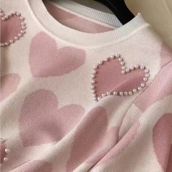Heart top with pearls - Picture 2 of 5